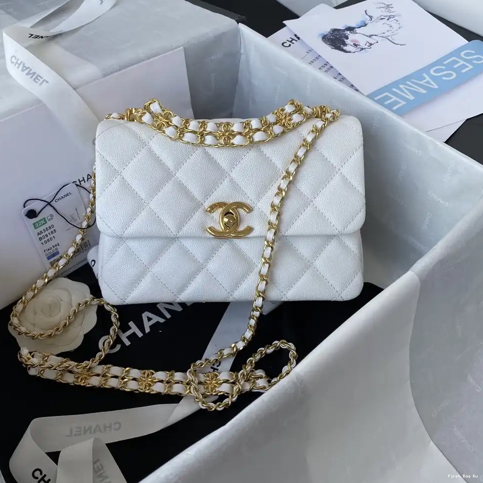 First Bag Ru BAG FLAP CHANEL 0622